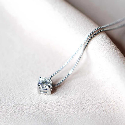 Collier_oro_18_kt_e_diamante_ct_0_25