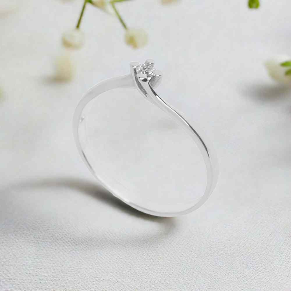 anello_solitario_valentino_0_05_oro_diamanti